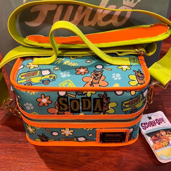 LIMITED EDITION: Scooby Doo Funko/Loungefly Sodas Cooler